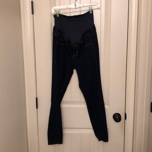 Old navy maternity rockstar jeans